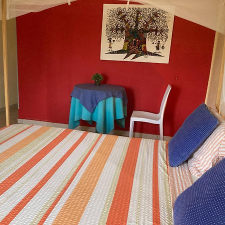 Hotel Chez medzo et patou à Popenguine Extérieur photo